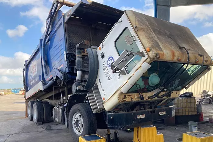 Garbage Truck Hydraulic Repair